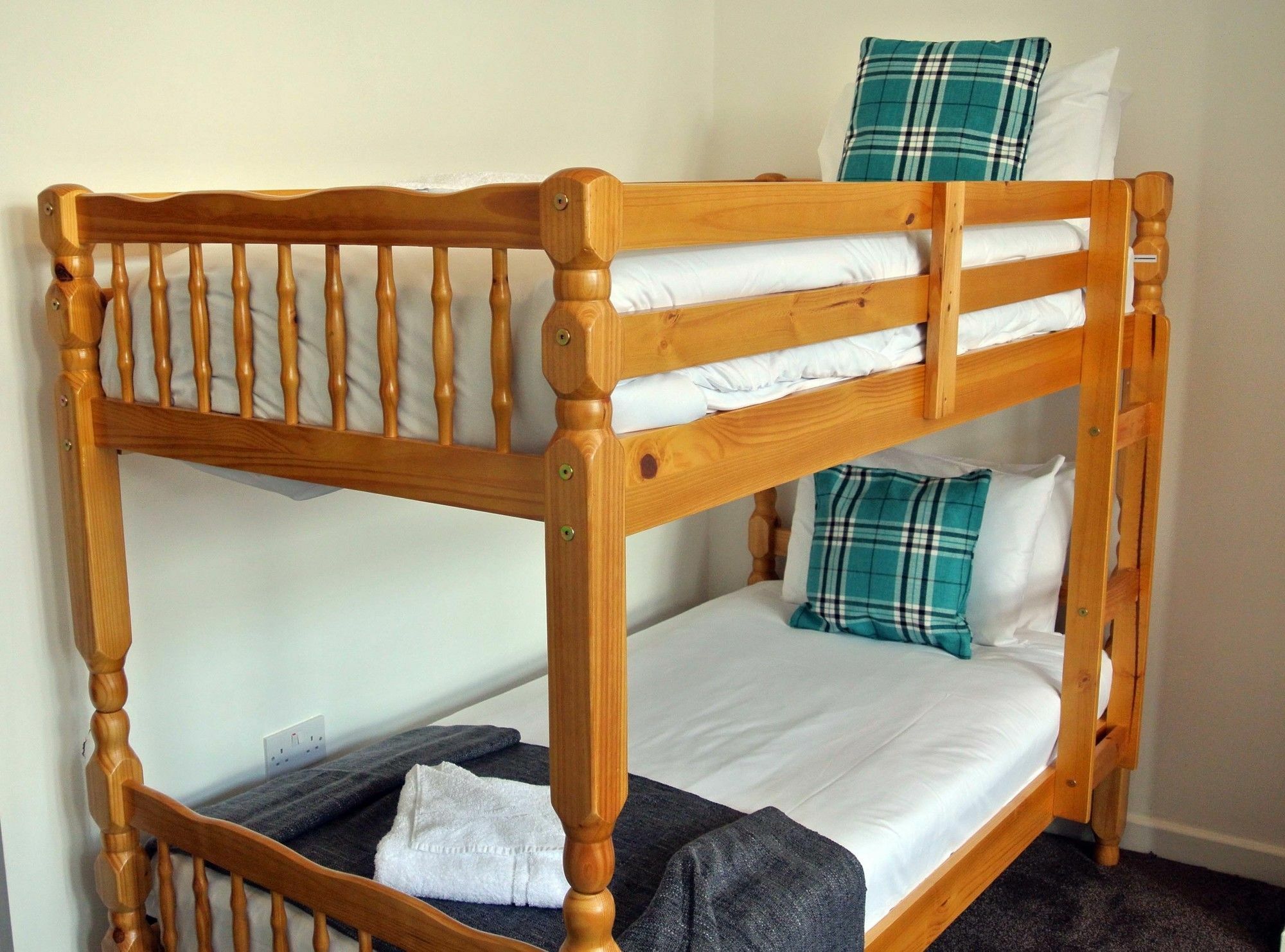 Approved Serviced Apartments Gorse Hill 맨체스터 외부 사진